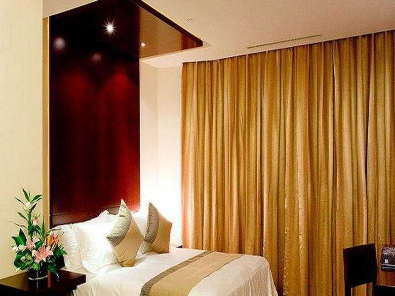 Ramada Plaza Shanghai Gateway Extérieur photo